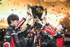 TT辅助电竞对决创承伤纪录，团队精神闪耀全场